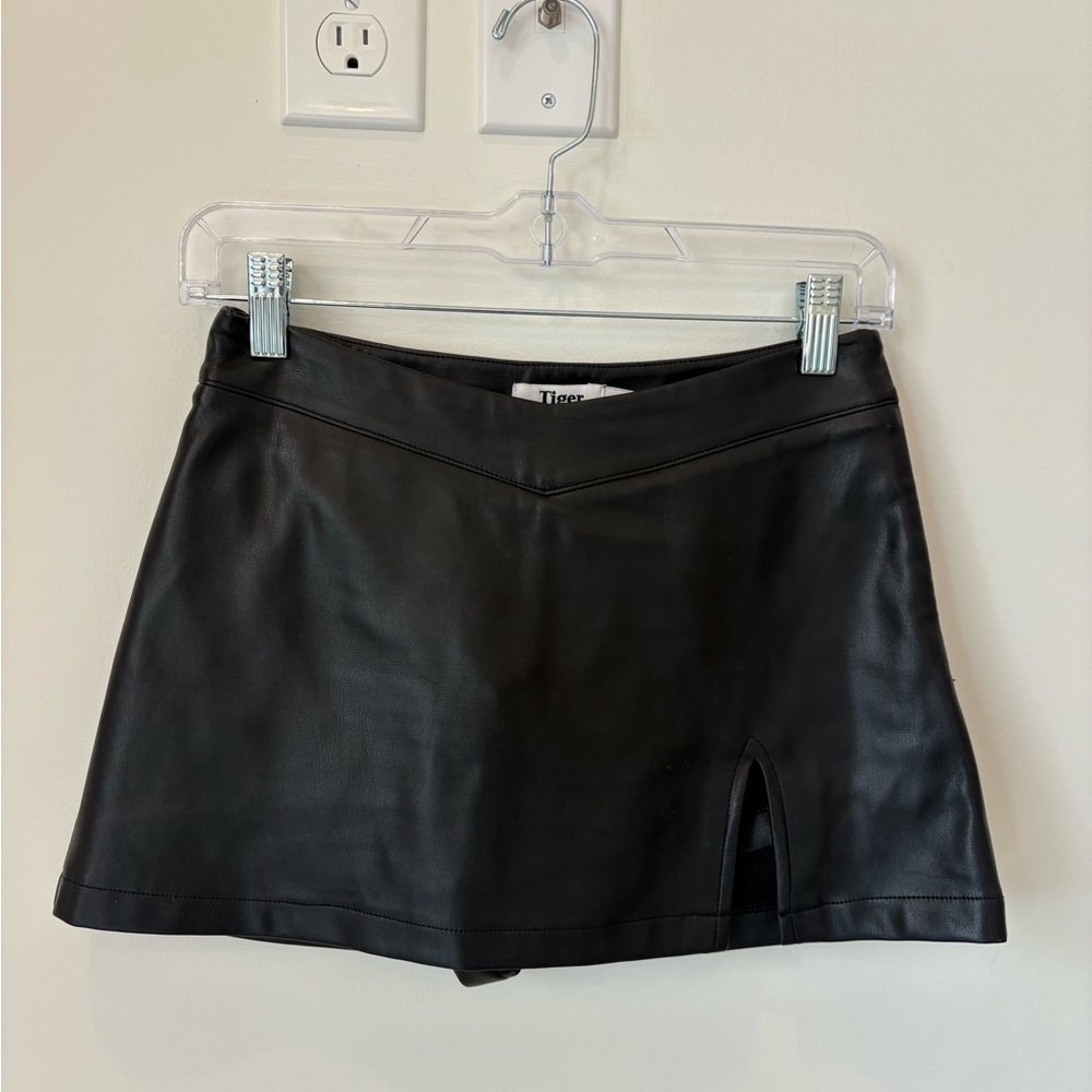 Tiger Mist Black Faux Leather Mini Skirt